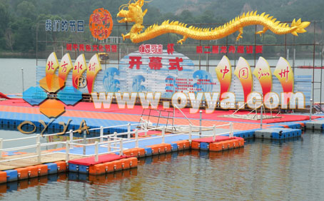 Floating show stages in Qinxian